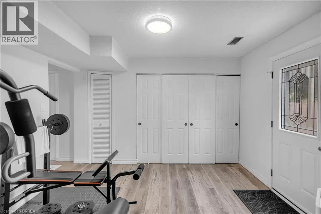 1155 PARAMOUNT Drive Unit# 22 #22