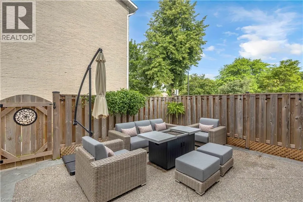 1155 PARAMOUNT Drive Unit# 22 #22