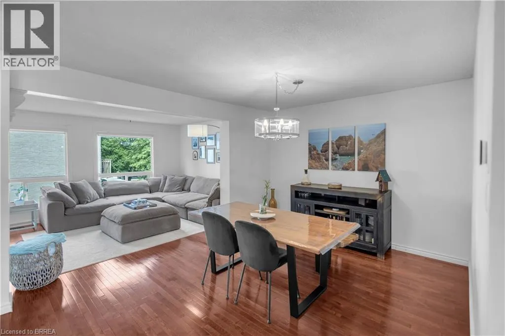 1155 PARAMOUNT Drive Unit# 22 #22