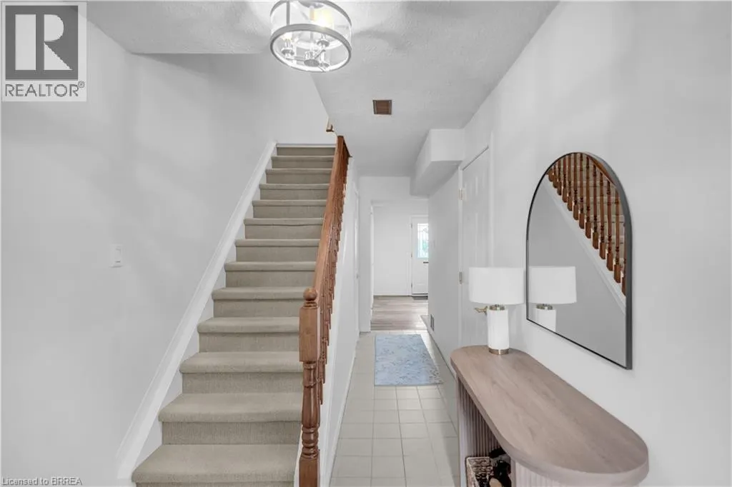 1155 PARAMOUNT Drive Unit# 22 #22