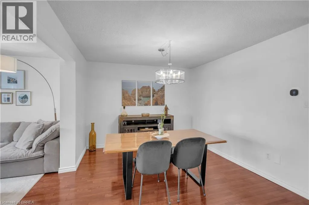 1155 PARAMOUNT Drive Unit# 22 #22