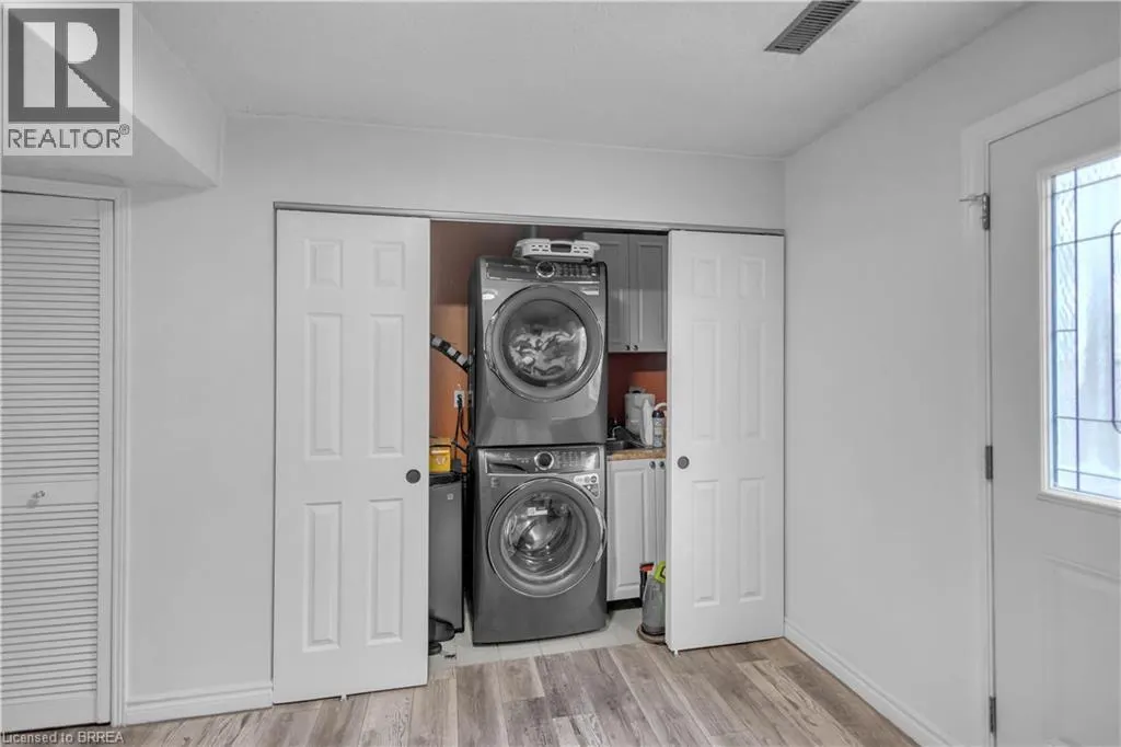 1155 PARAMOUNT Drive Unit# 22 #22