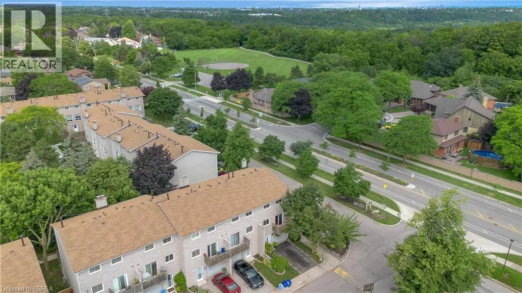 1155 PARAMOUNT Drive Unit# 22 #22