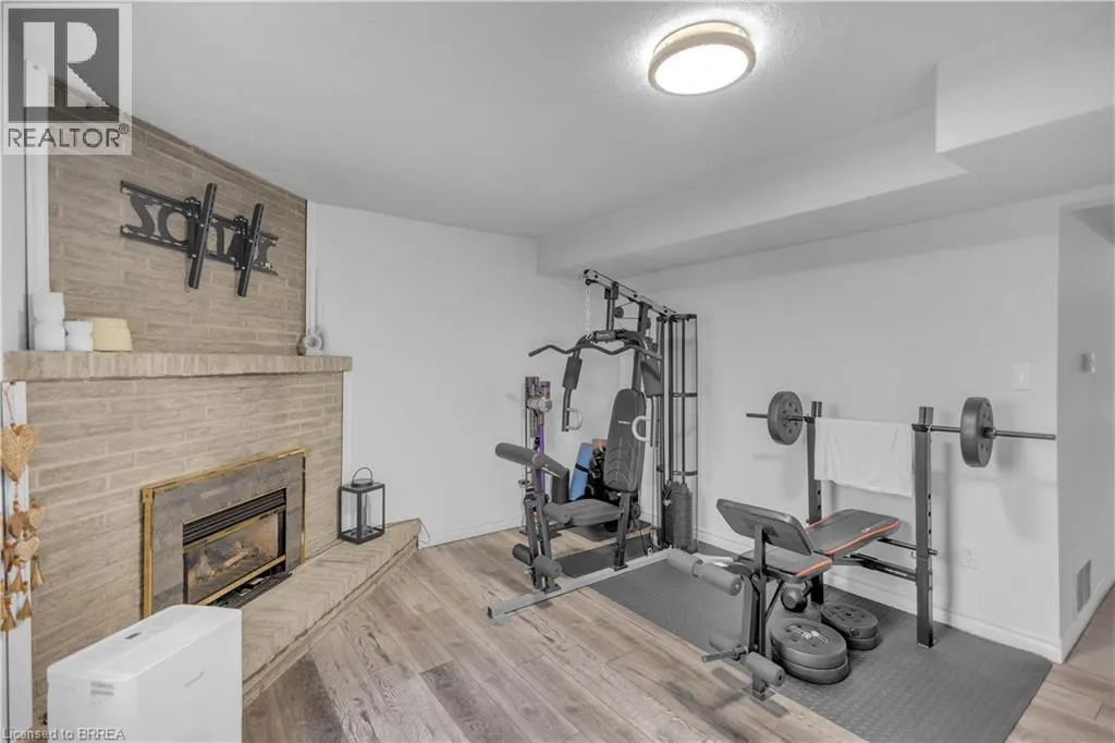 1155 PARAMOUNT Drive Unit# 22 #22