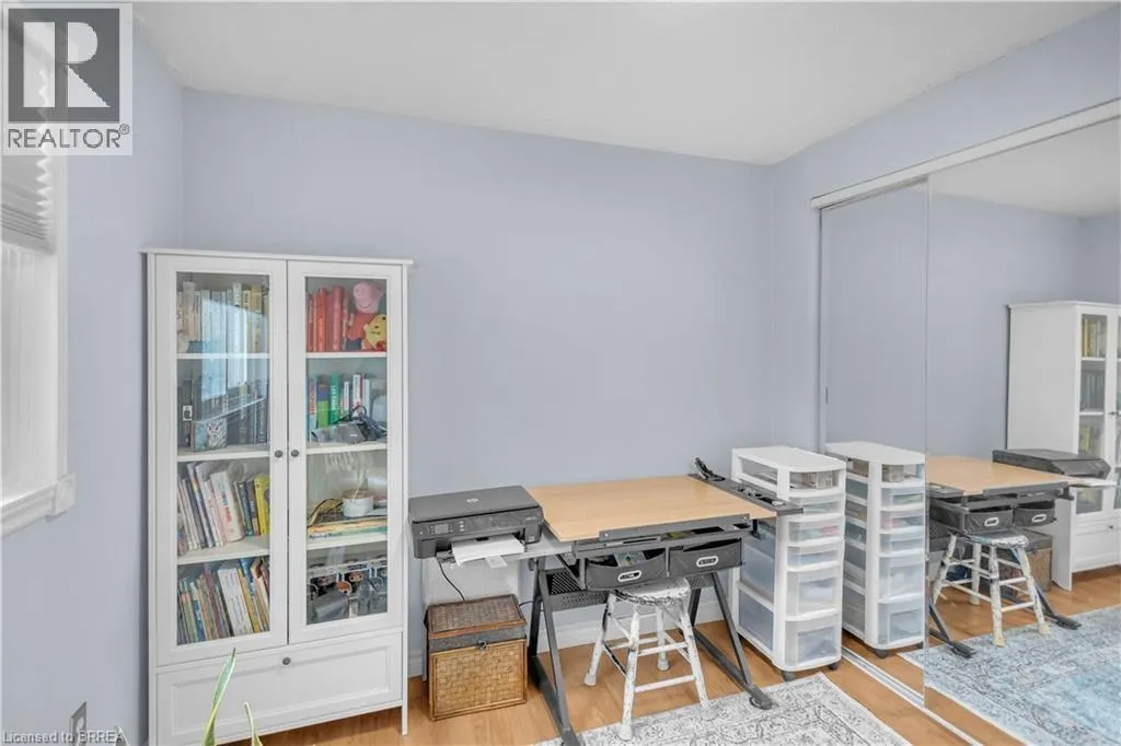 1155 PARAMOUNT Drive Unit# 22 #22