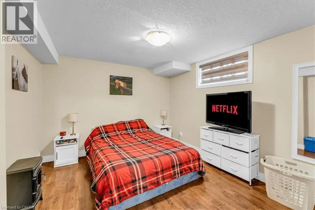 121 DALLAN Drive
