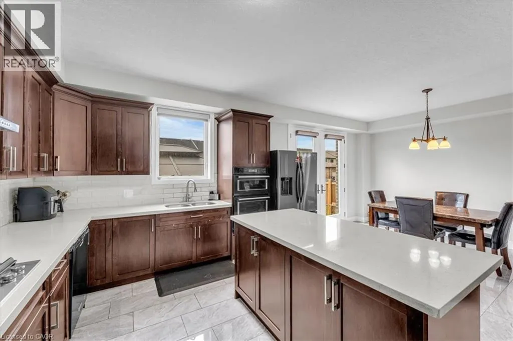 121 DALLAN Drive