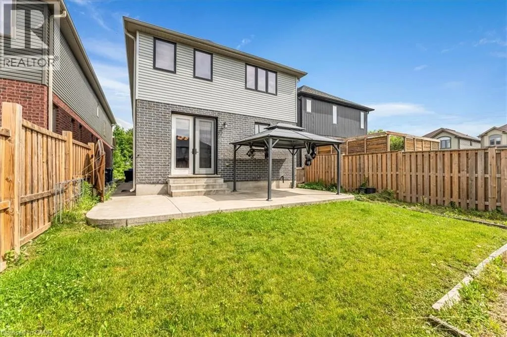 121 DALLAN Drive
