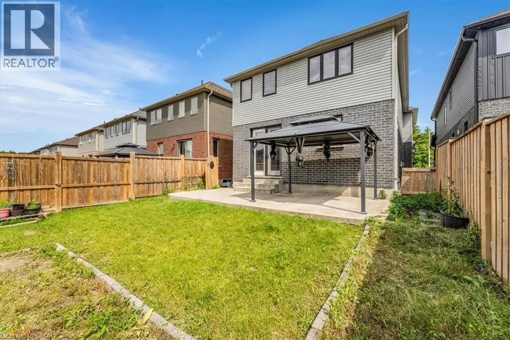 121 DALLAN Drive