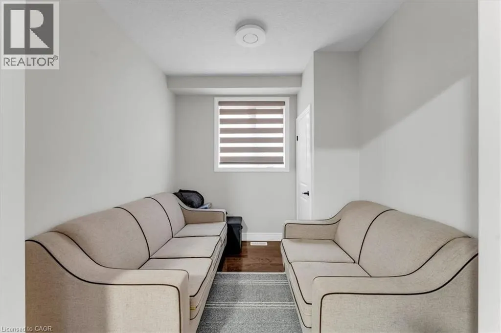 121 DALLAN Drive