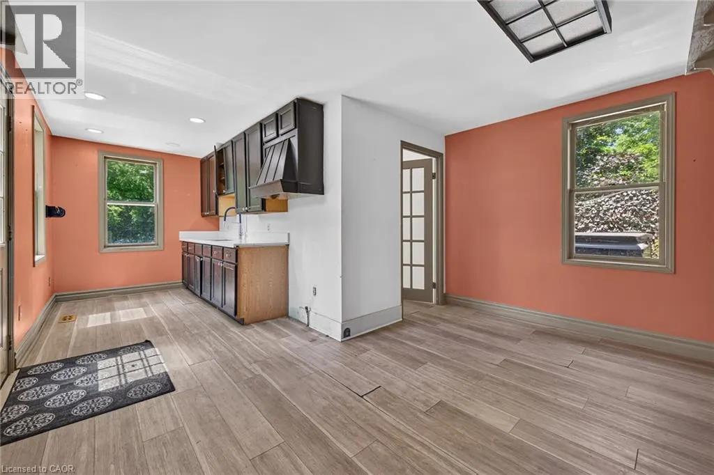 44 SIMS LOCK Road