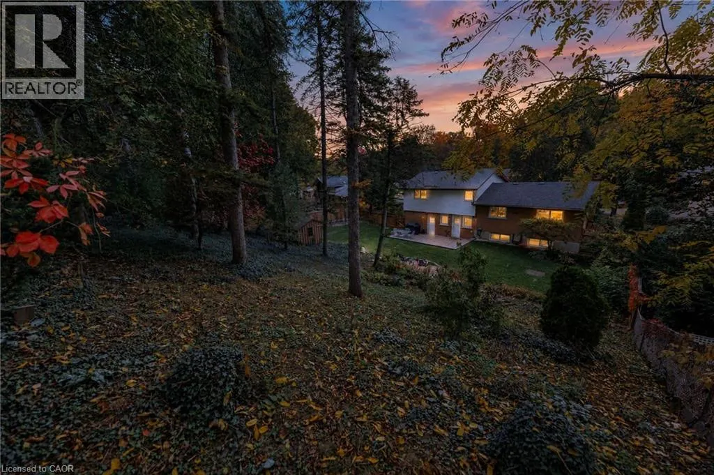 33 SHADYWOOD Crescent