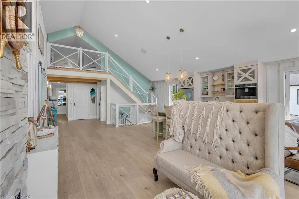 33 CEDAR Drive
