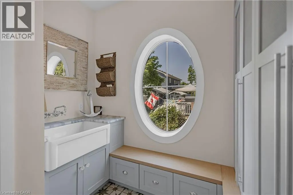 33 CEDAR Drive