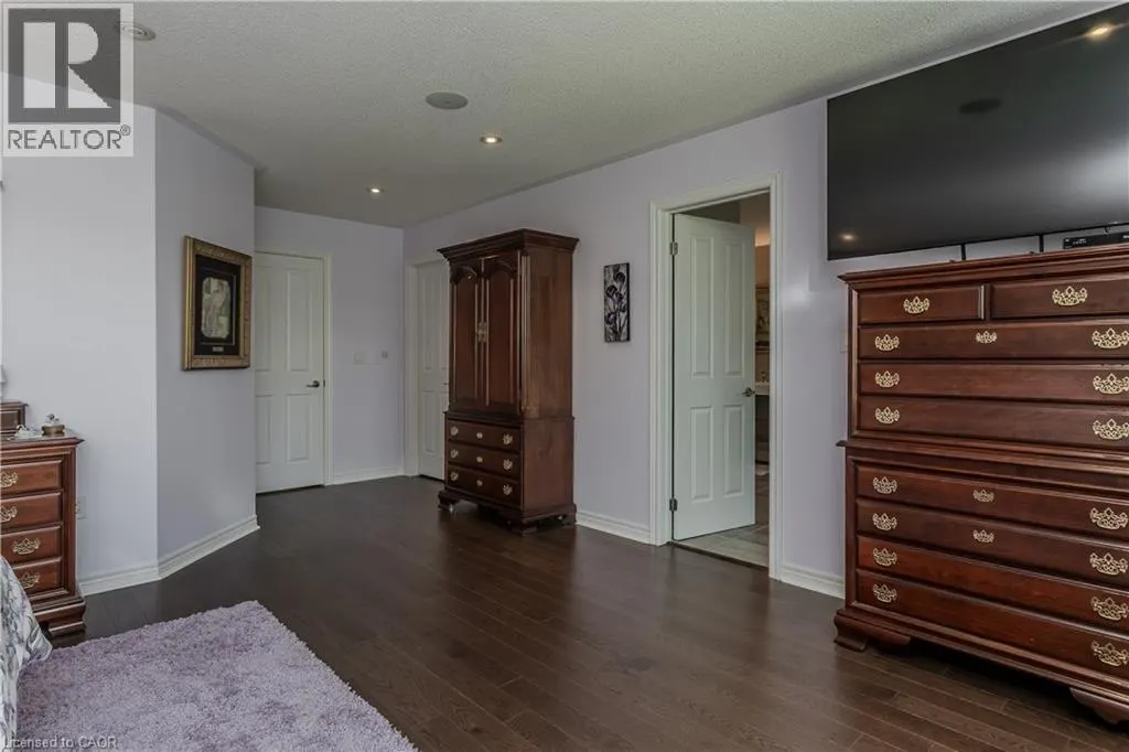 2330 VALLEYRIDGE Drive