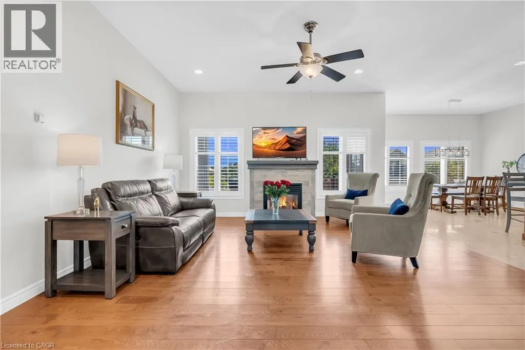 71 NEWPORT Lane