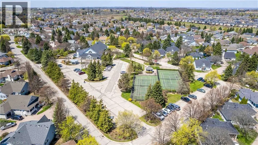 195 SILVERBIRCH Boulevard