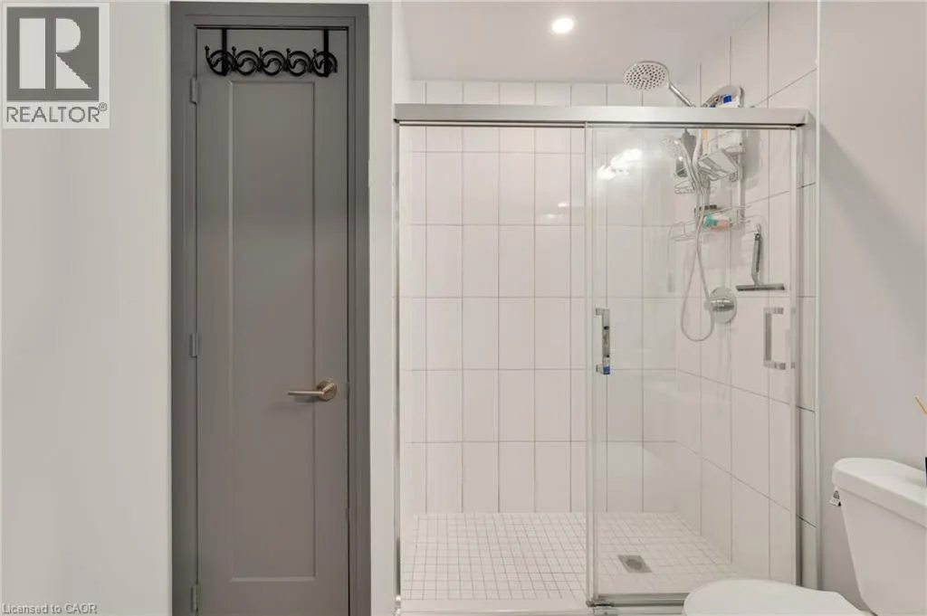 509 DUNDAS Street W Unit# 305 #305