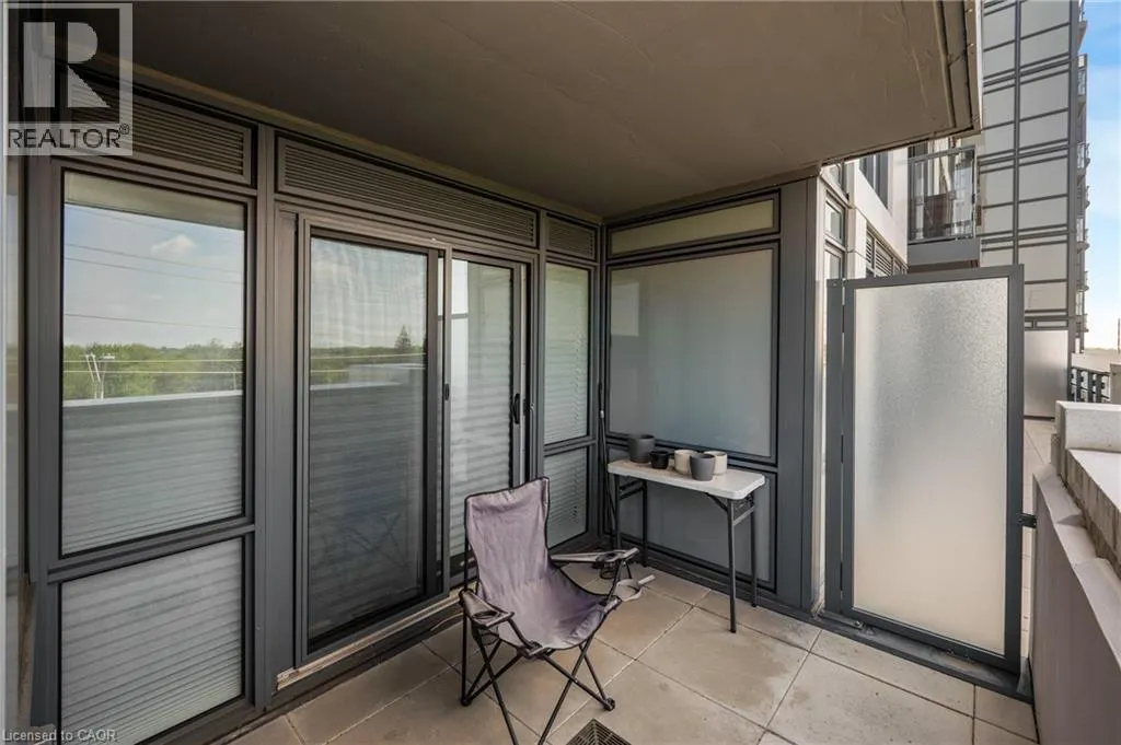 509 DUNDAS Street W Unit# 305 #305