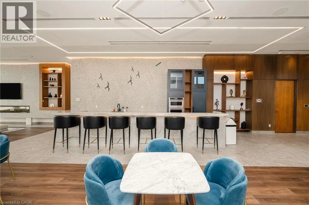 509 DUNDAS Street W Unit# 305 #305