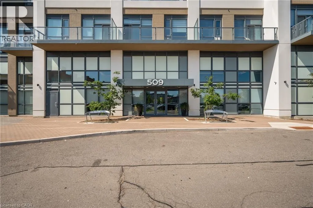 509 DUNDAS Street W Unit# 305 #305