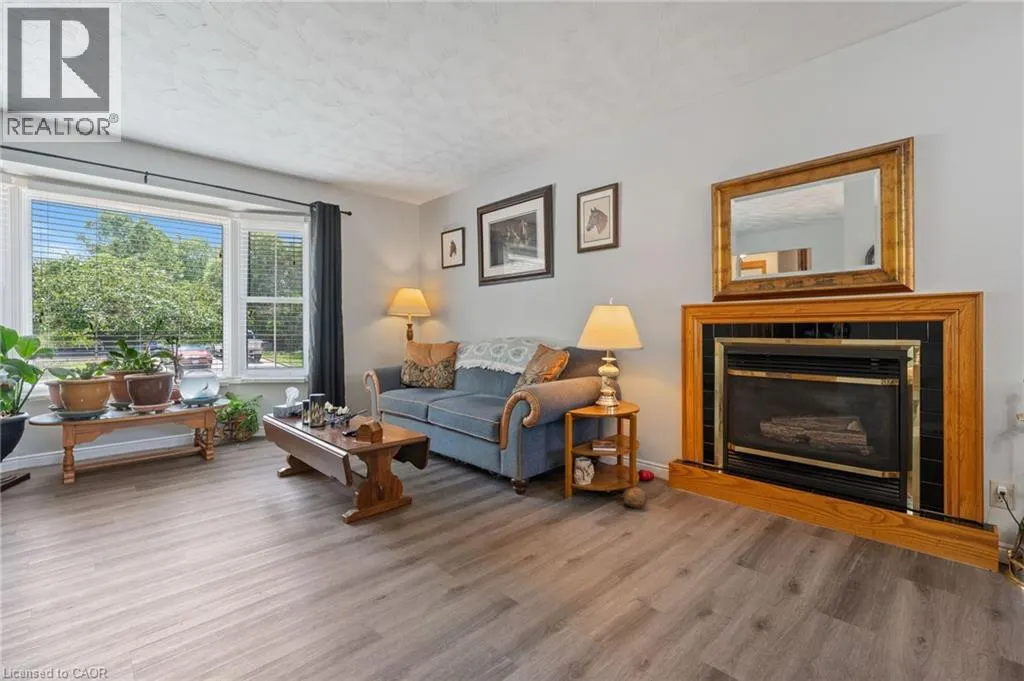 25 LAKEVIEW Avenue