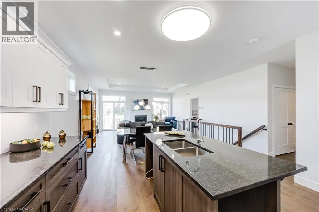 269 PITTOCK PARK Road Unit# 22 #22