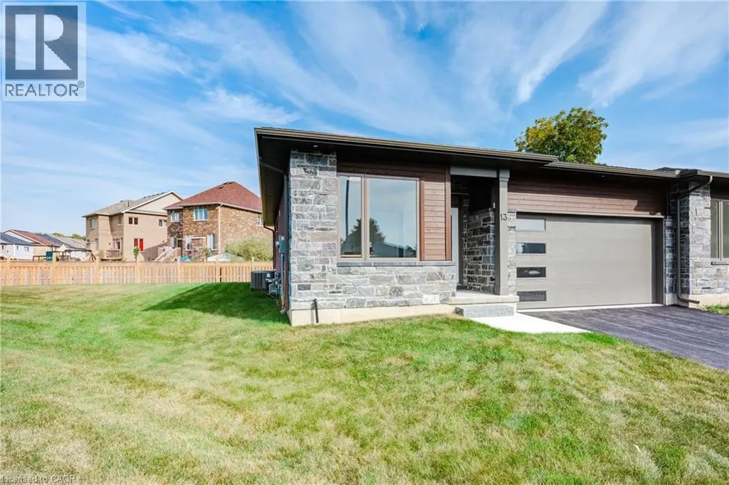 269 PITTOCK PARK Road Unit# 22 #22