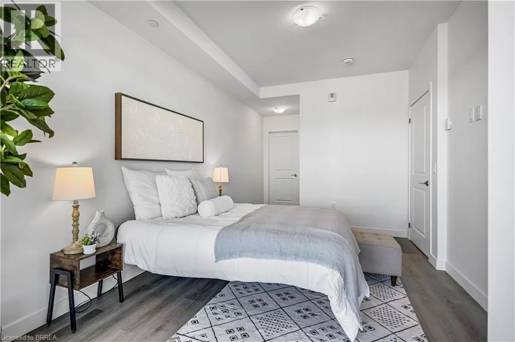 461 GREEN Road Unit# 212 #212