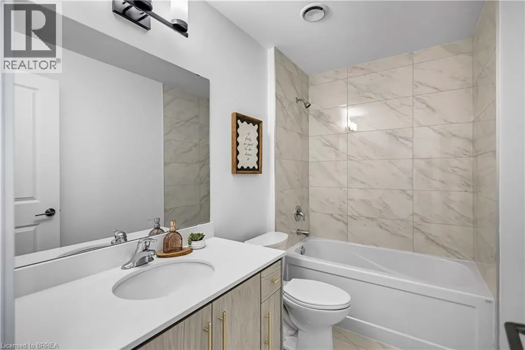 461 GREEN Road Unit# 212 #212