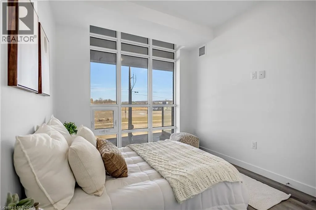 461 GREEN Road Unit# 212 #212