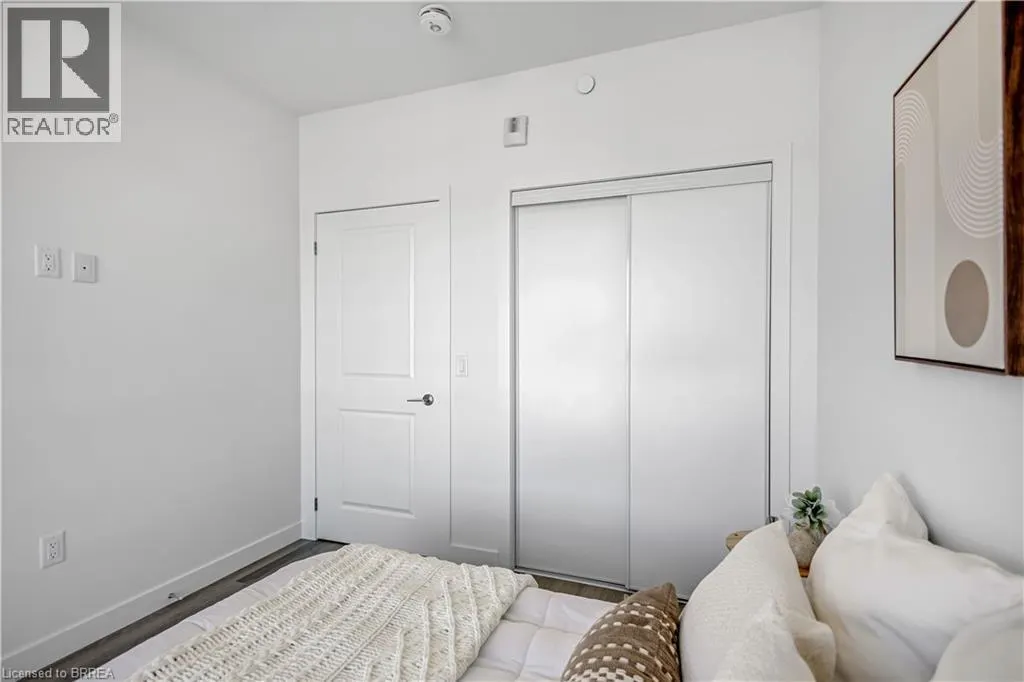 461 GREEN Road Unit# 212 #212