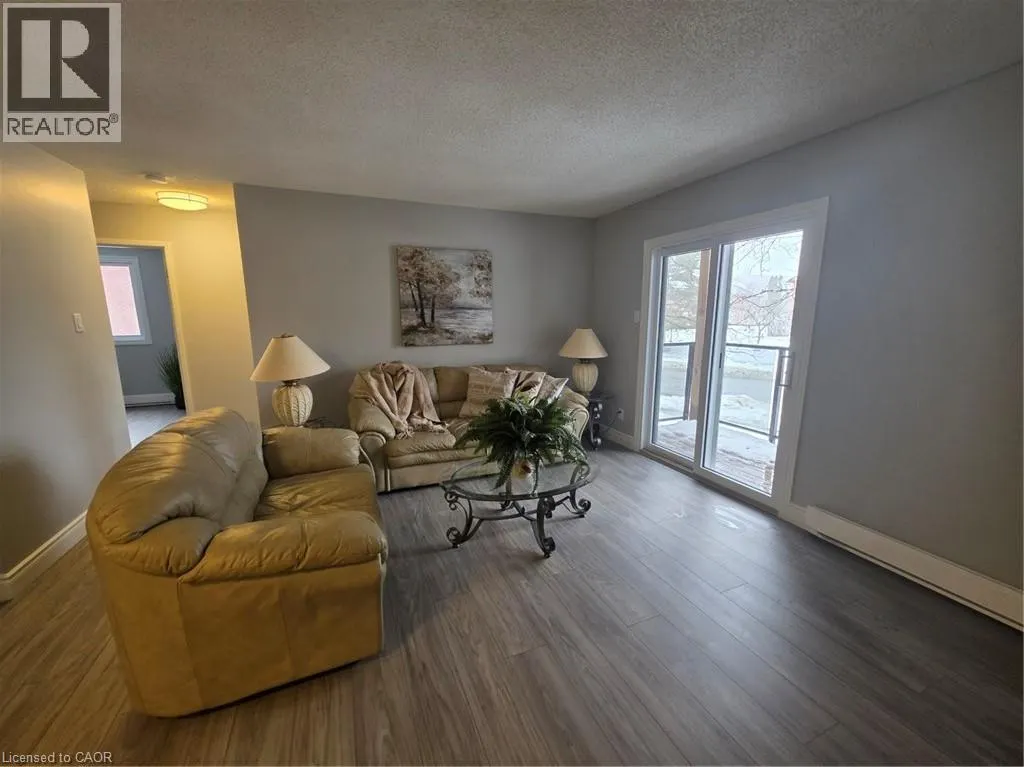 565 GREENFIELD Avenue Unit# 106 #106
