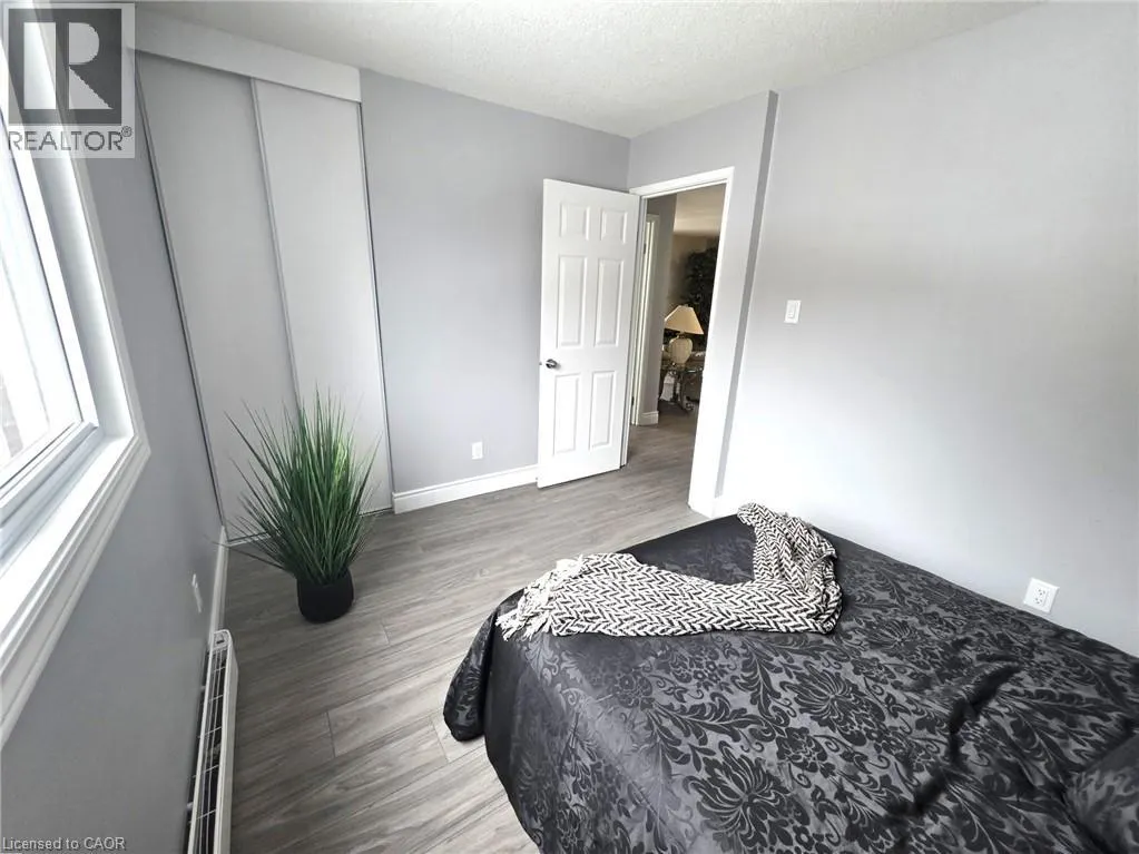 565 GREENFIELD Avenue Unit# 106 #106