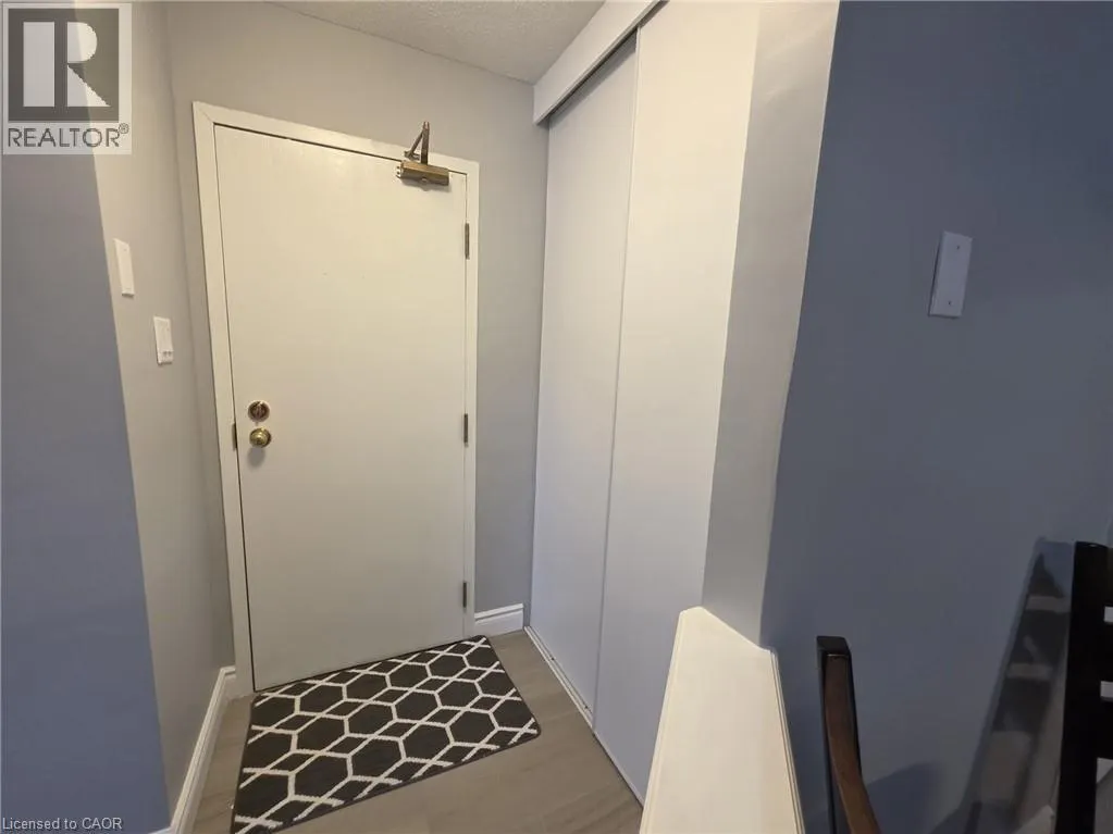 565 GREENFIELD Avenue Unit# 106 #106
