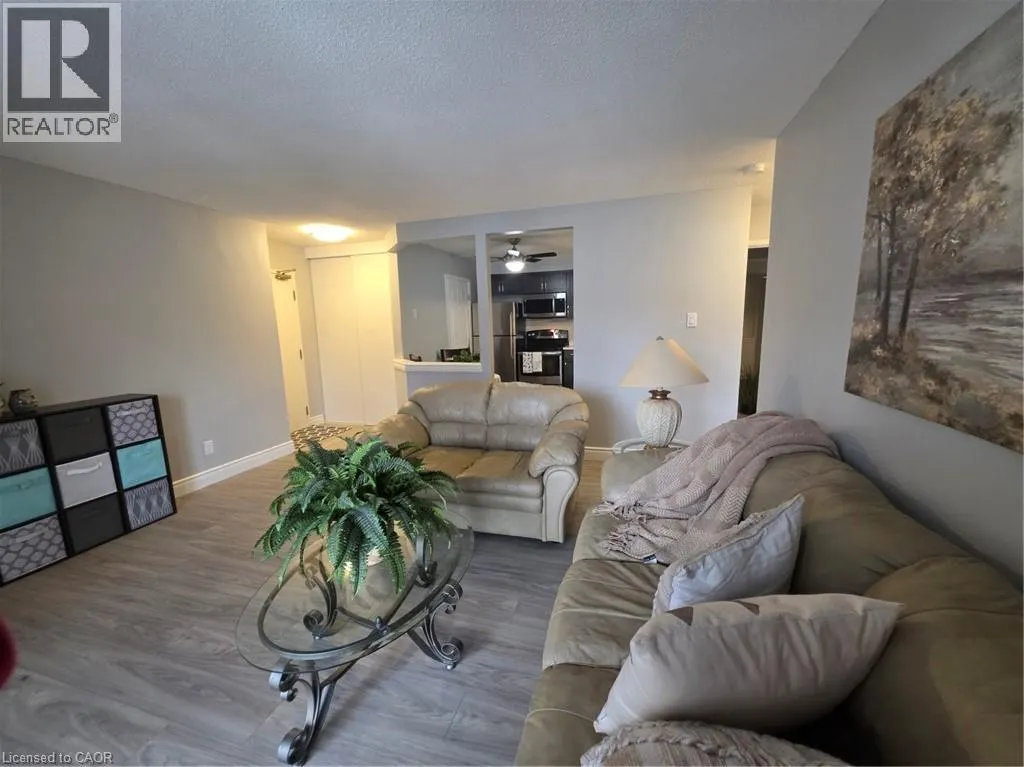 565 GREENFIELD Avenue Unit# 106 #106