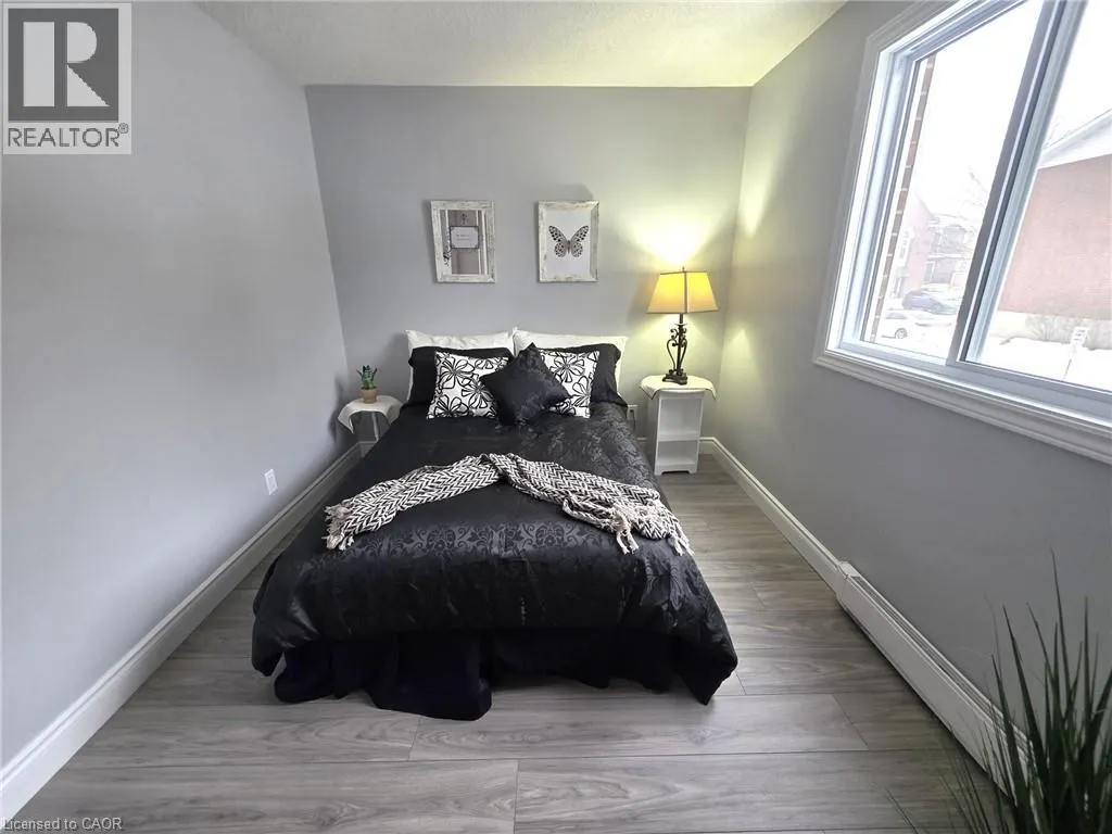 565 GREENFIELD Avenue Unit# 106 #106