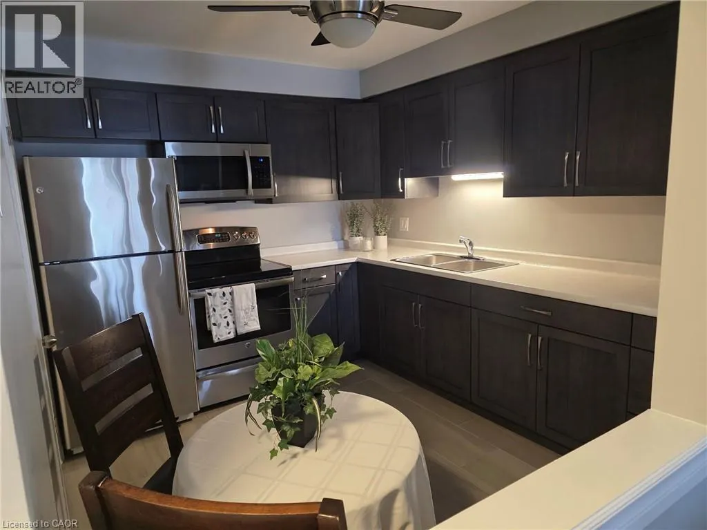 565 GREENFIELD Avenue Unit# 106 #106