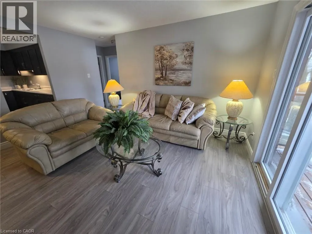 565 GREENFIELD Avenue Unit# 106 #106