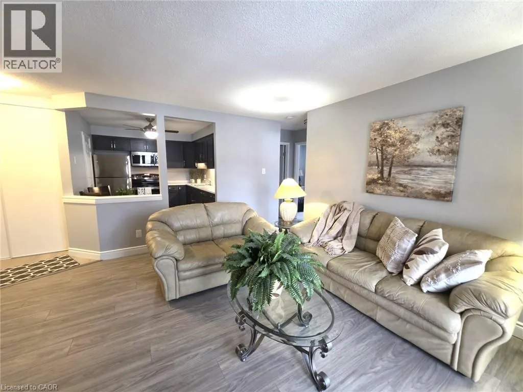 565 GREENFIELD Avenue Unit# 106 #106