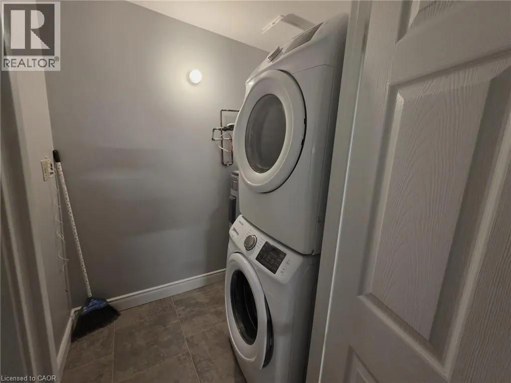 565 GREENFIELD Avenue Unit# 106 #106