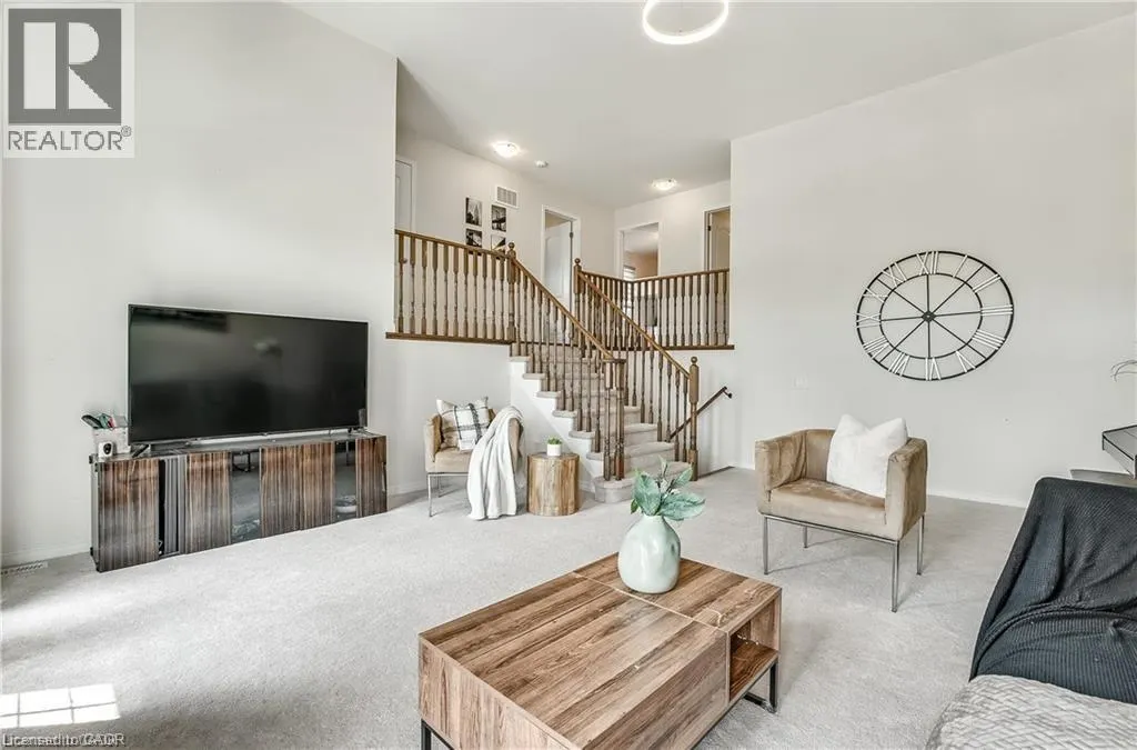 41 SUMAC Drive