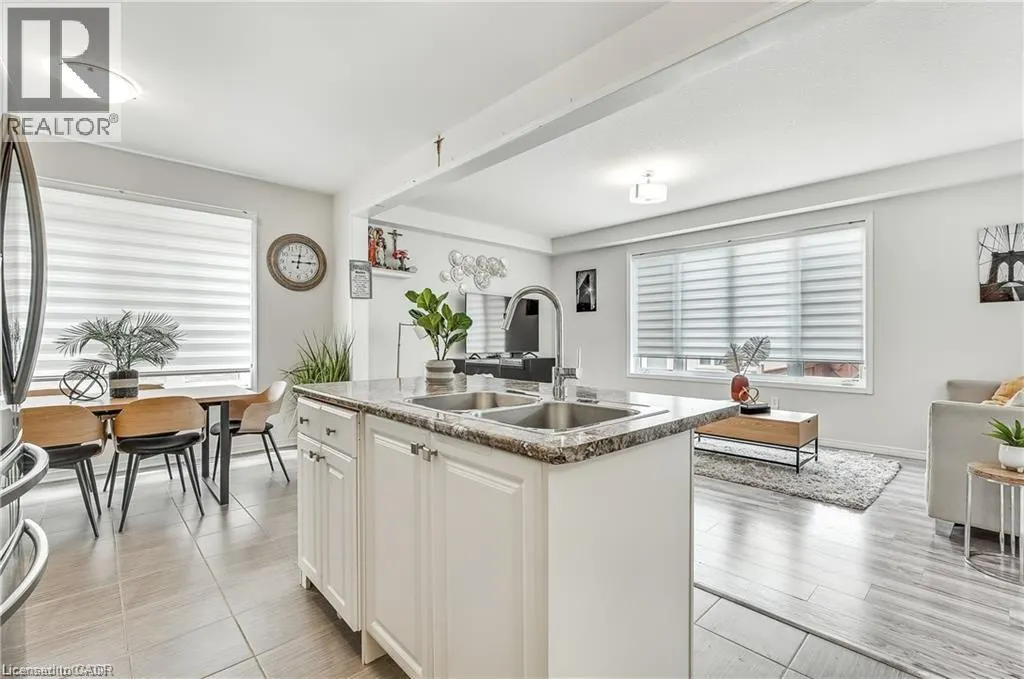 41 SUMAC Drive