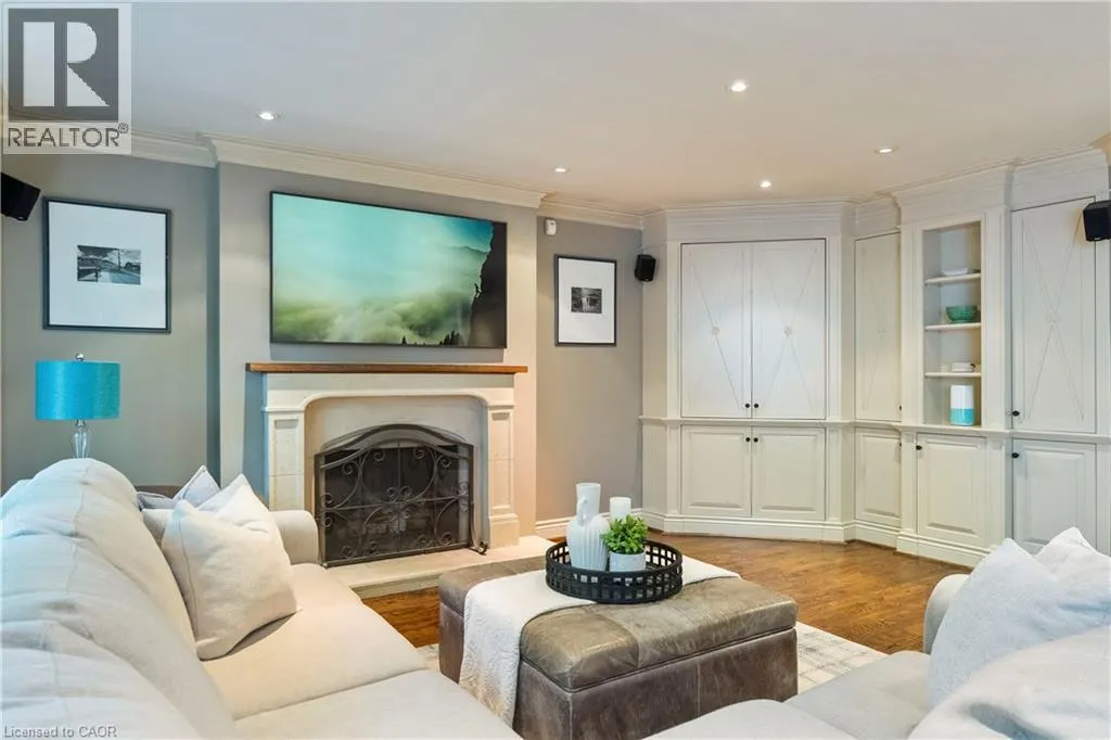 104 WHITTINGTON Place