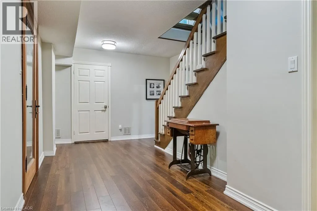 104 WHITTINGTON Place