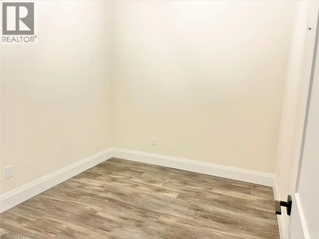 16 PEEL Street Unit# 5 #5