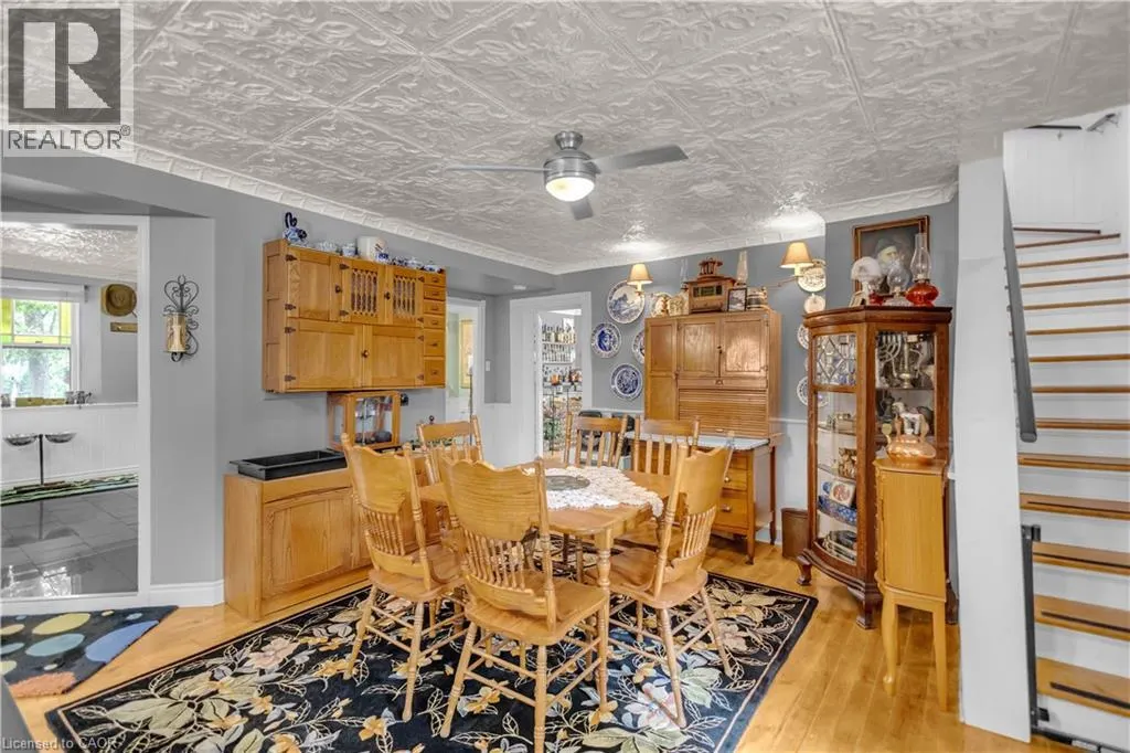 2376 EAST QUARTER LINE Road