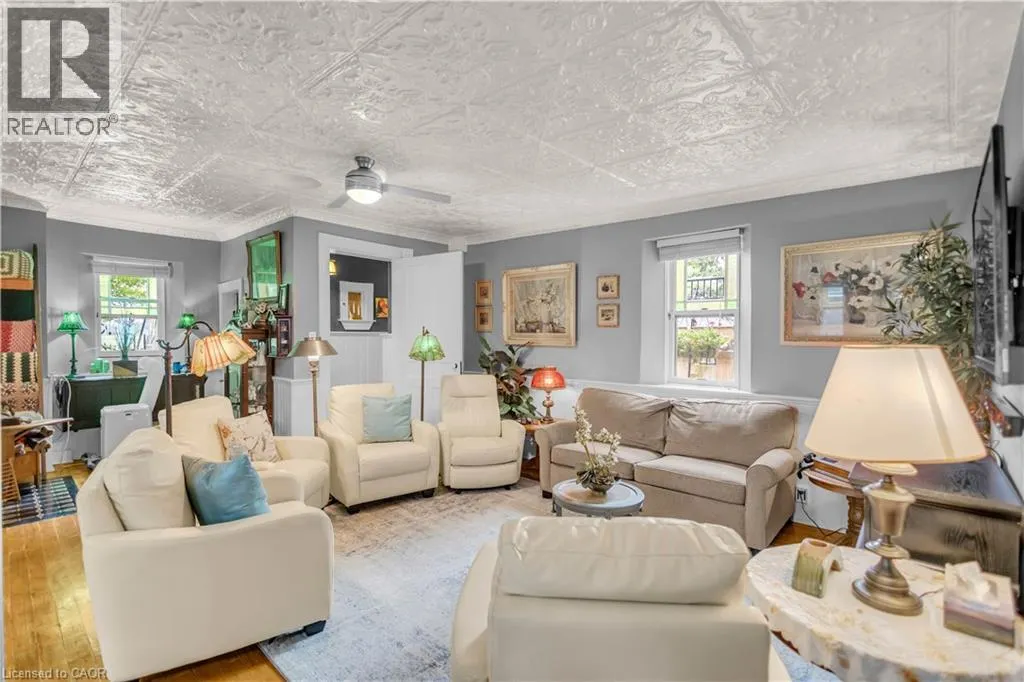 2376 EAST QUARTER LINE Road