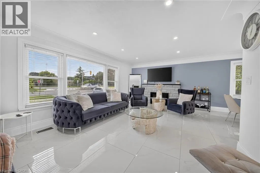 115 GREEN Road