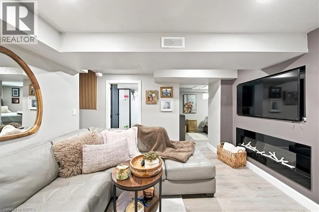 28 RIVERVIEW Terrace